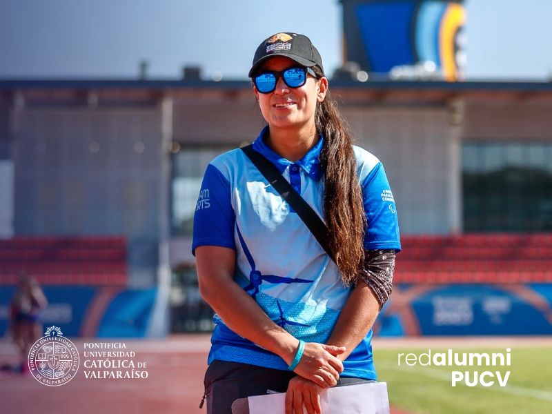 Camila Cueto, alumni de Educación Física PUCV, primera jueza internacional nivel oro de Chile en atletismo
