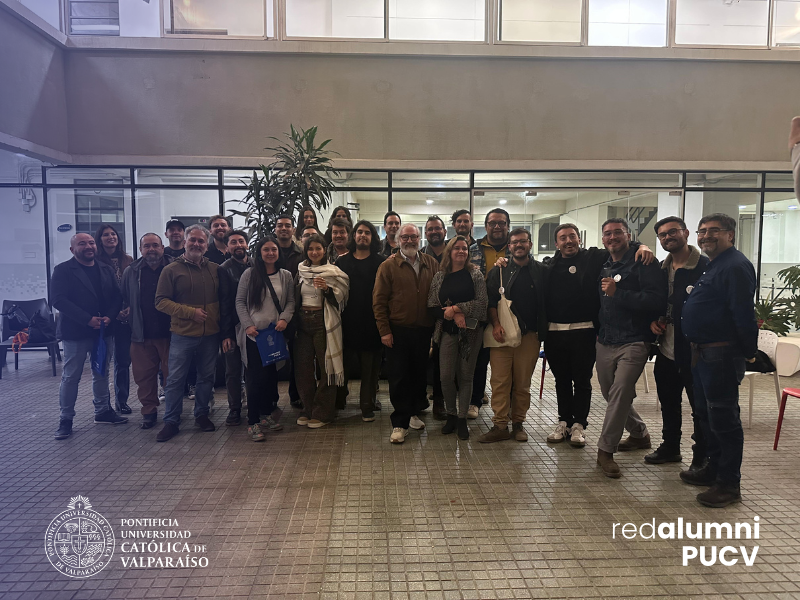 Instituto de Geografía realizó su primer encuentro Alumni