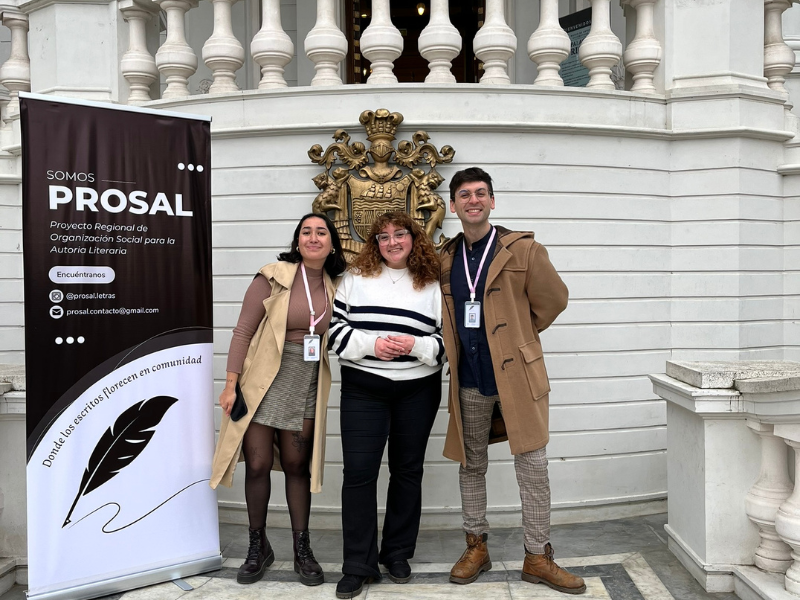 Alumni PUCV impulsan PROSAL, un espacio de difusión literaria comunitaria