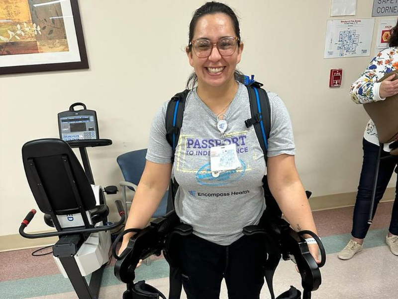 Desde Valparaíso a Miami: la historia de Karla Santis, doctora en Terapia Física y especialista en neurología