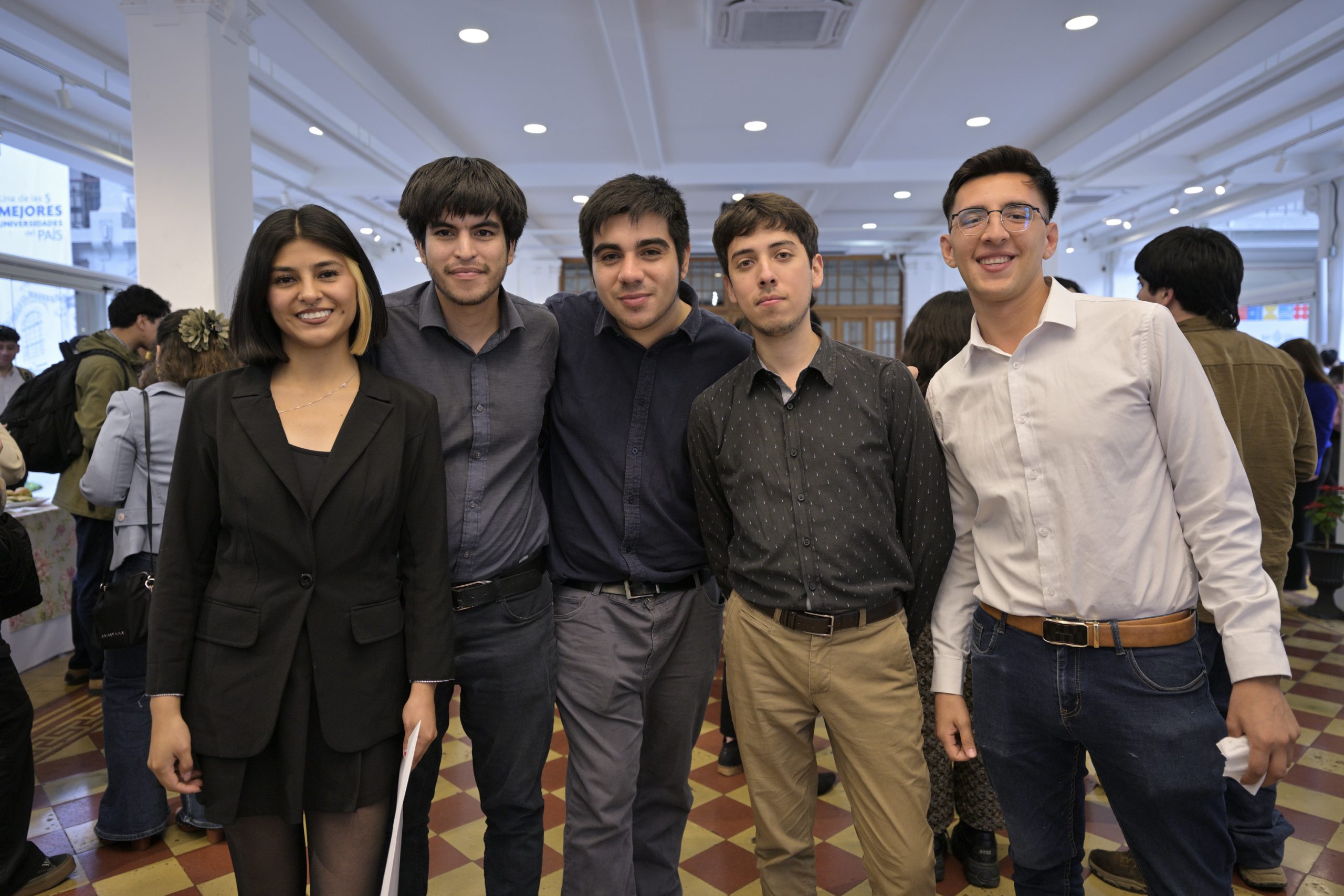 Ceremonia de Bienvenida de Profesores Principiantes reunió a egresados de distintas pedagogías