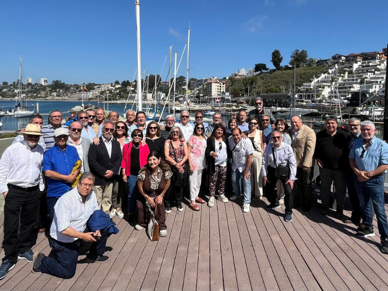 Alumni de Ingeniería en Transporte PUCV consolidan encuentros anuales a más de 50 años de su ingreso