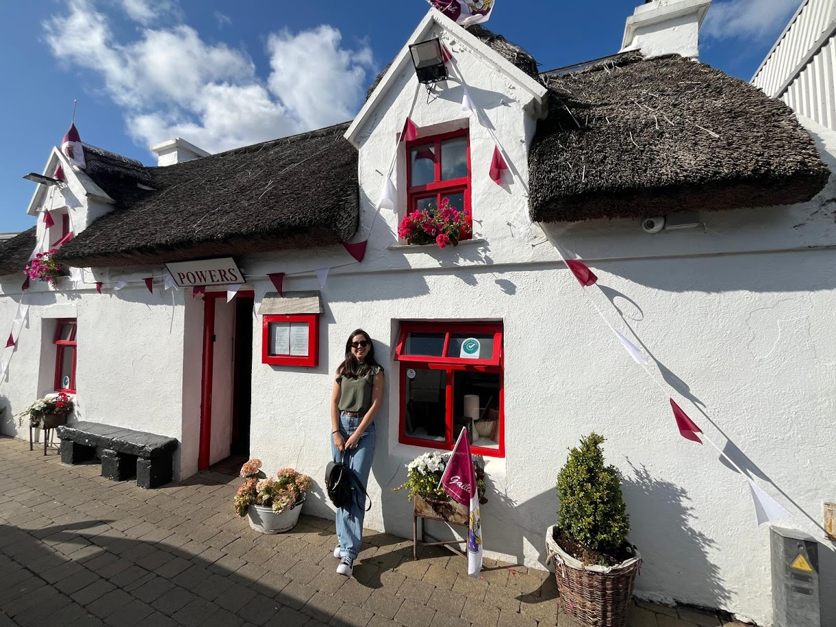 Consuelo Escobar, Alumni PUCV,  construye su carrera en Irlanda desde hace cinco años